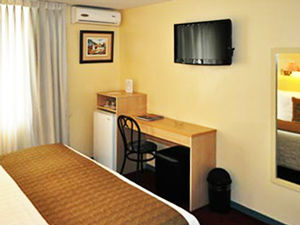 Embajadores Hotel 3*