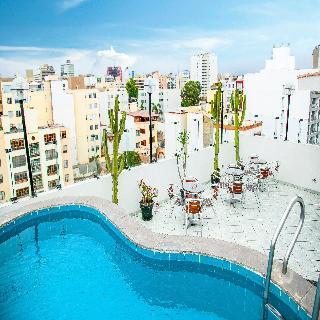 Hotel Embajadores