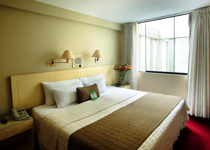 Embajadores Hotel
